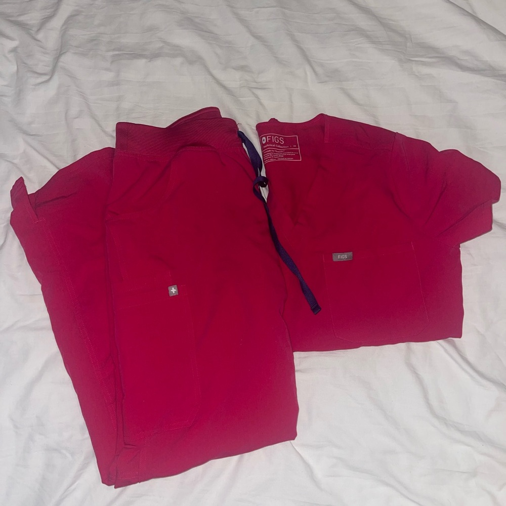 Figs Raspberry Sorbet Scrub Set